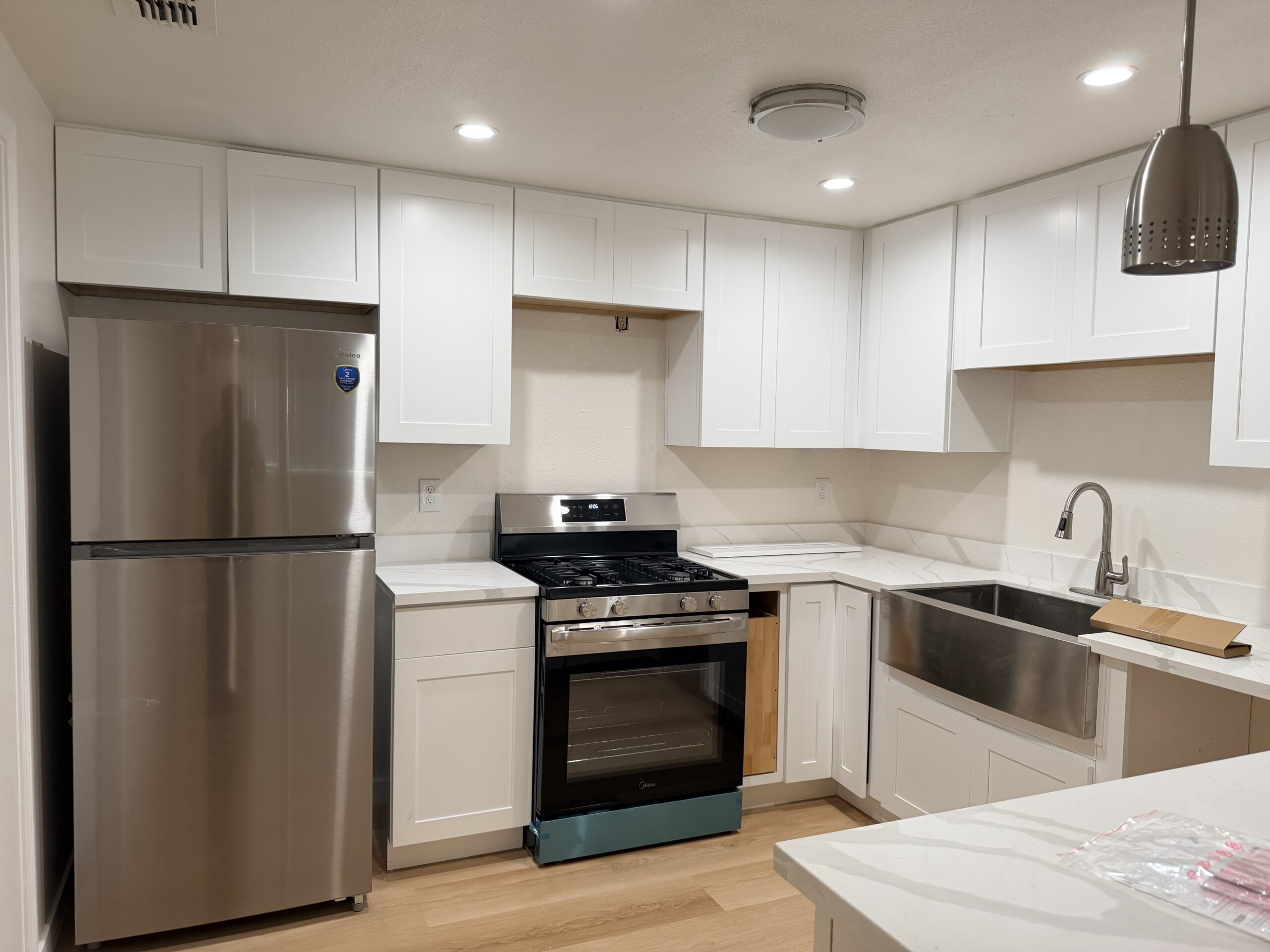 2 bedroom 2 bath 2 cars Rental